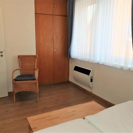 Ferienwohnung Mit Balkon C 10 Appartement